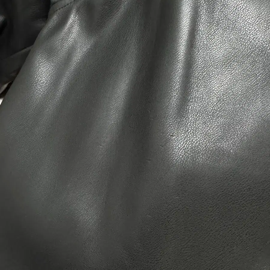 le17  VEGAN LEATHER HALF COAT 36사이즈