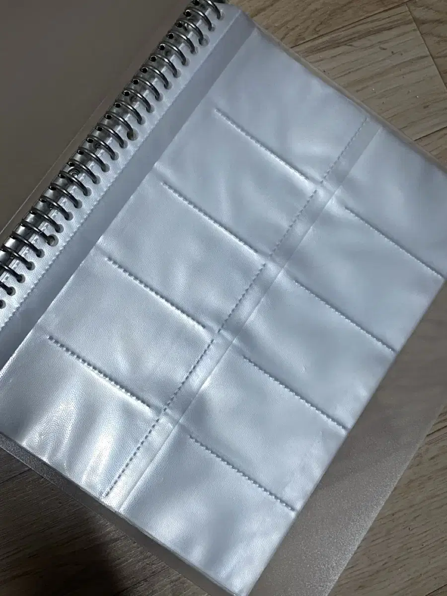 MUJI 9-Pocket WTS binder 