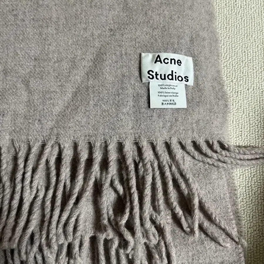 Acne Studios 오트밀 울 스카프 오버사이즈