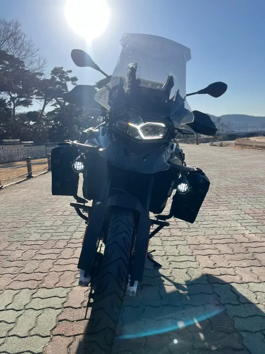 BMW F850gs 23년식 팔아요~~