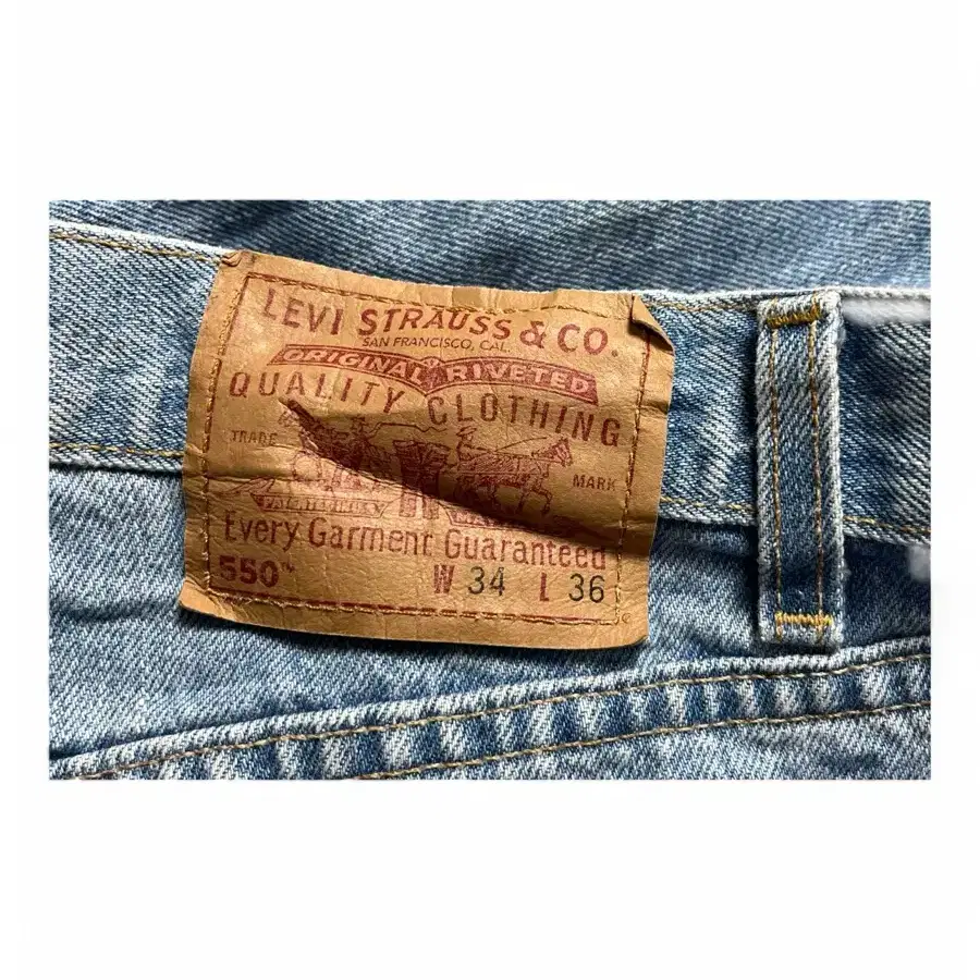 90's USA Levi's 550 w34