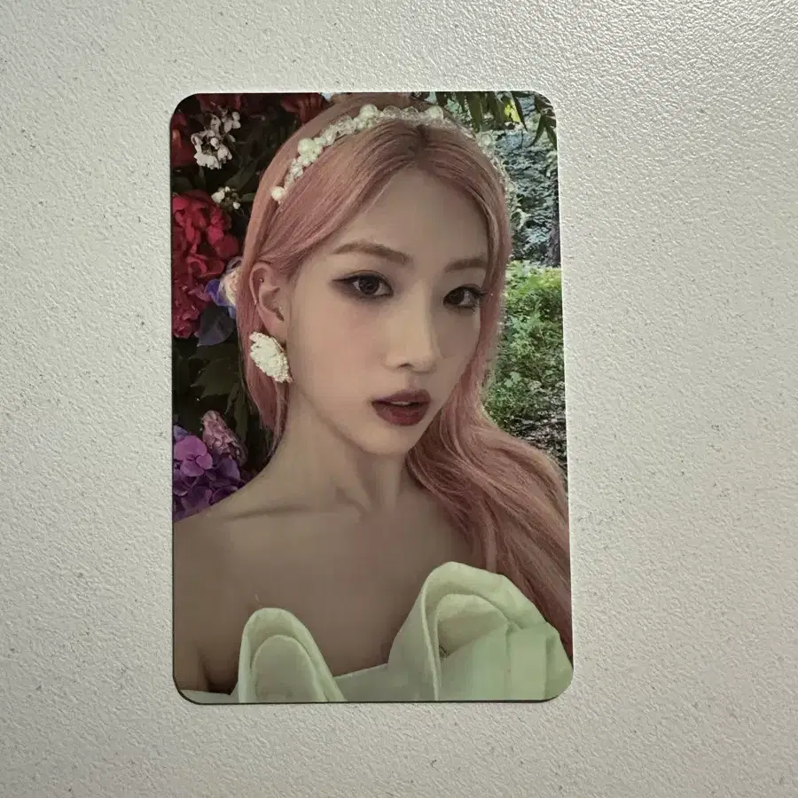 LOONA 今月の少女 ゴウォン＆チュウ トレカ 出席カードあり ☆廃盤☆ LOONA チュウ トレカ付き アルバム 今月の少女