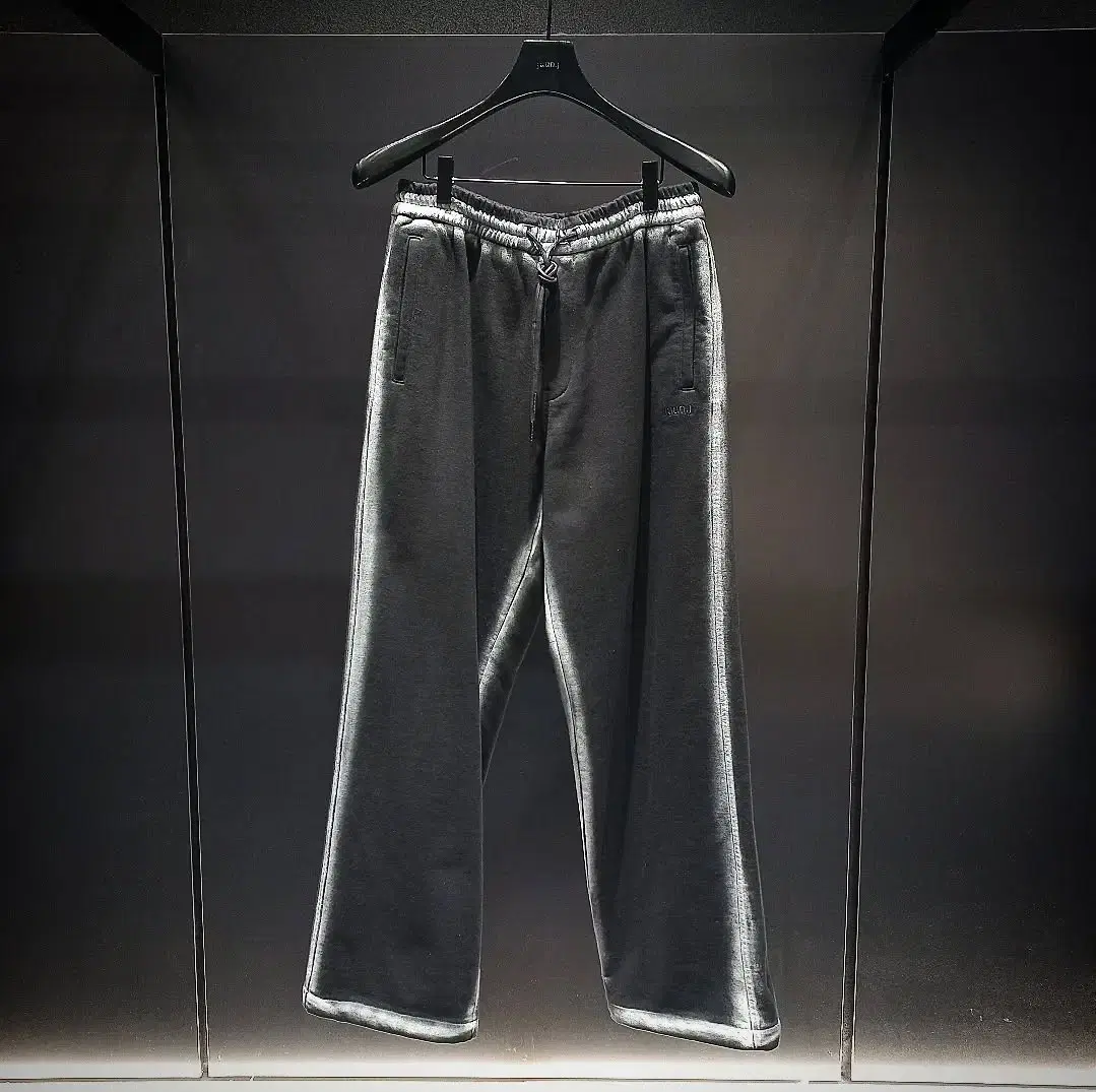 준지 24FW 53블리치드 스웻팬츠 52