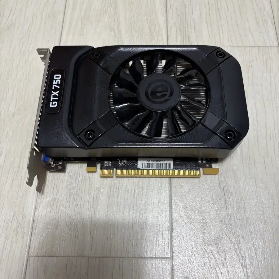 중고 GTX750 그래픽카드