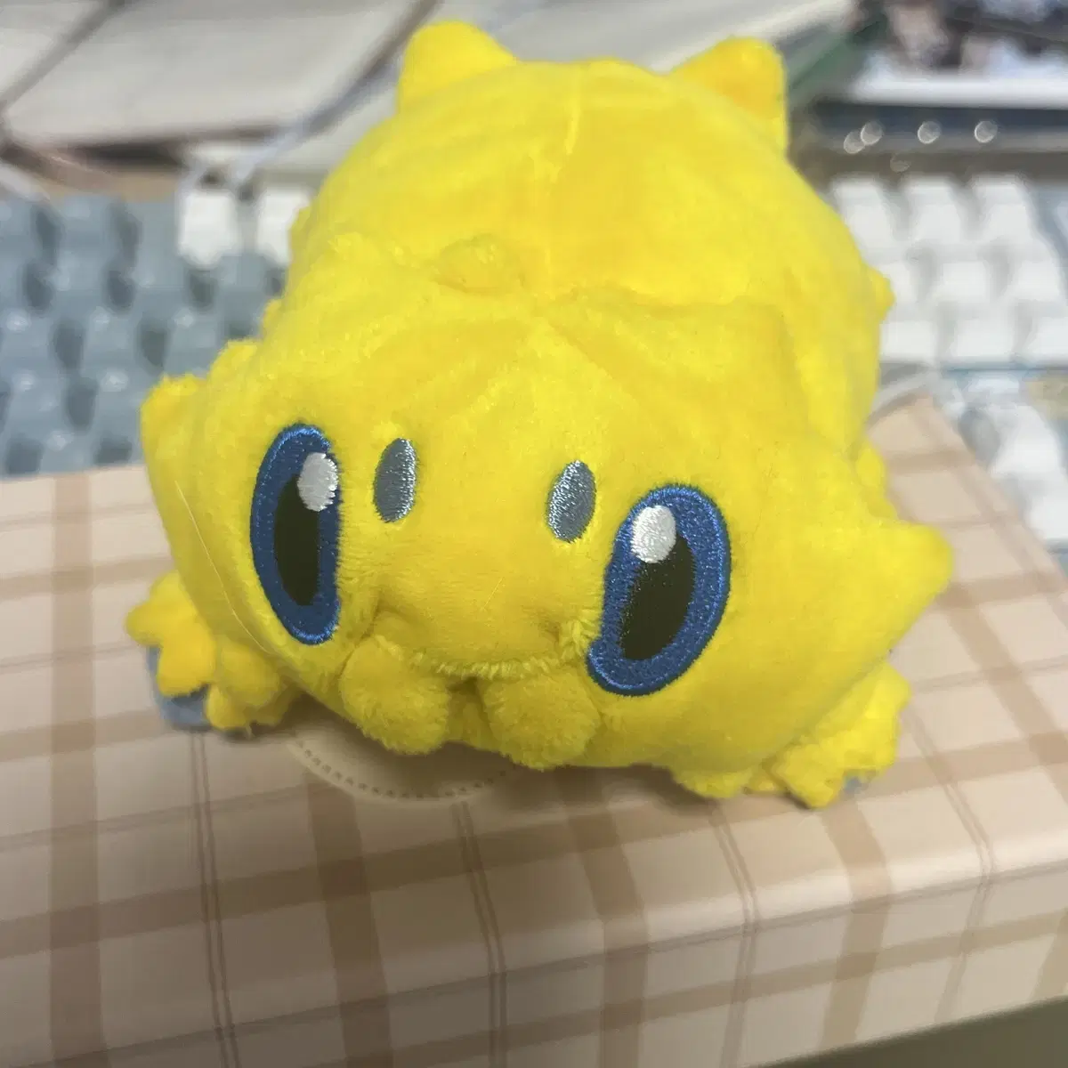 Pokémon WTS doll 