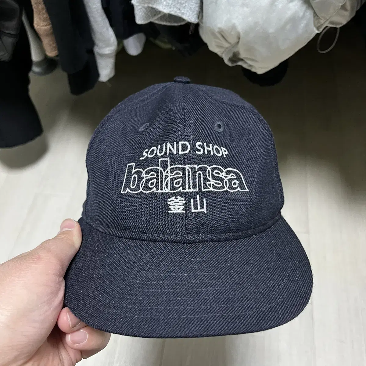 사운드샵 발란사 x 뉴에라 모자
