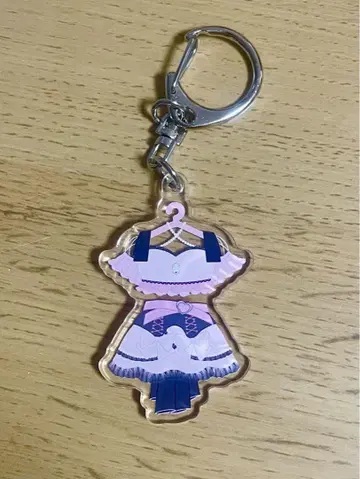 키르르르링을 해봐요 치바 유나 의상 아크릴 키링