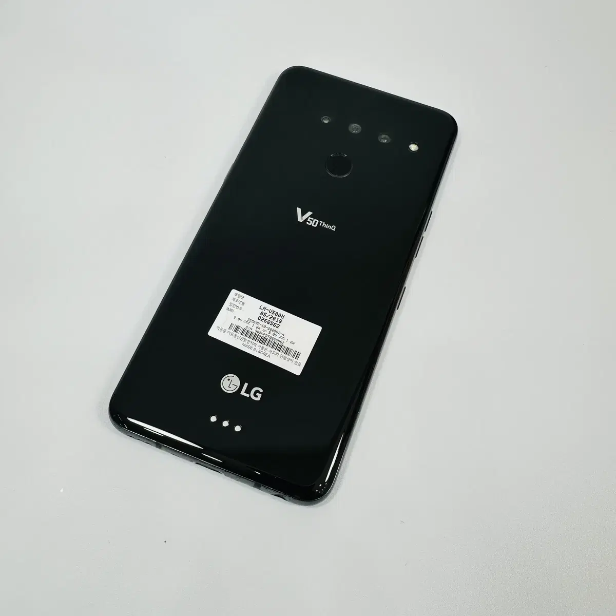 11.4만원) LG V50 128G 블랙색상 판매해요