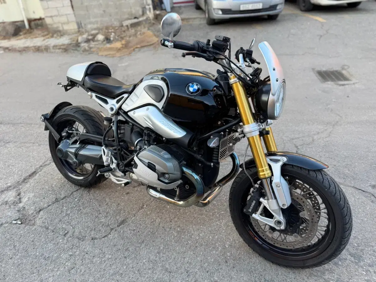 bmw 알나인티 r9t 15년형 판매합니다