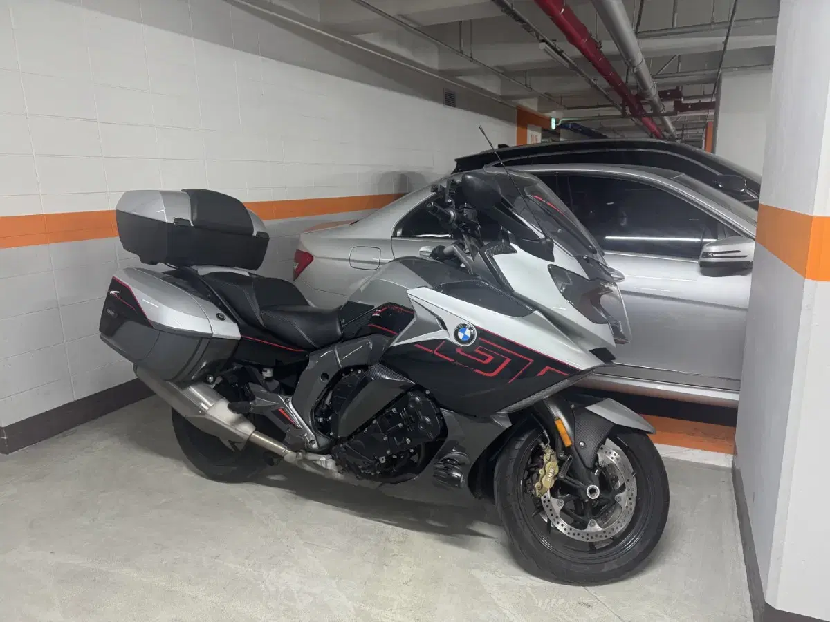 BMW K1600GT 20년식 급처합니다