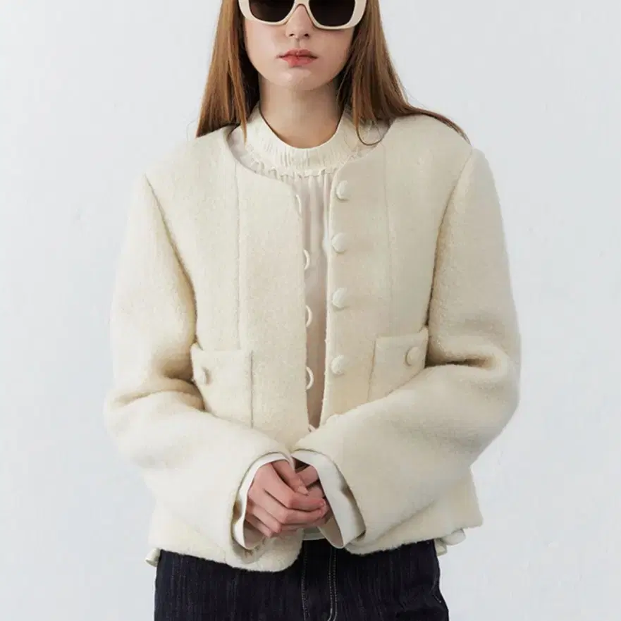 마론에디션 Cream Boucle Wool Blazer