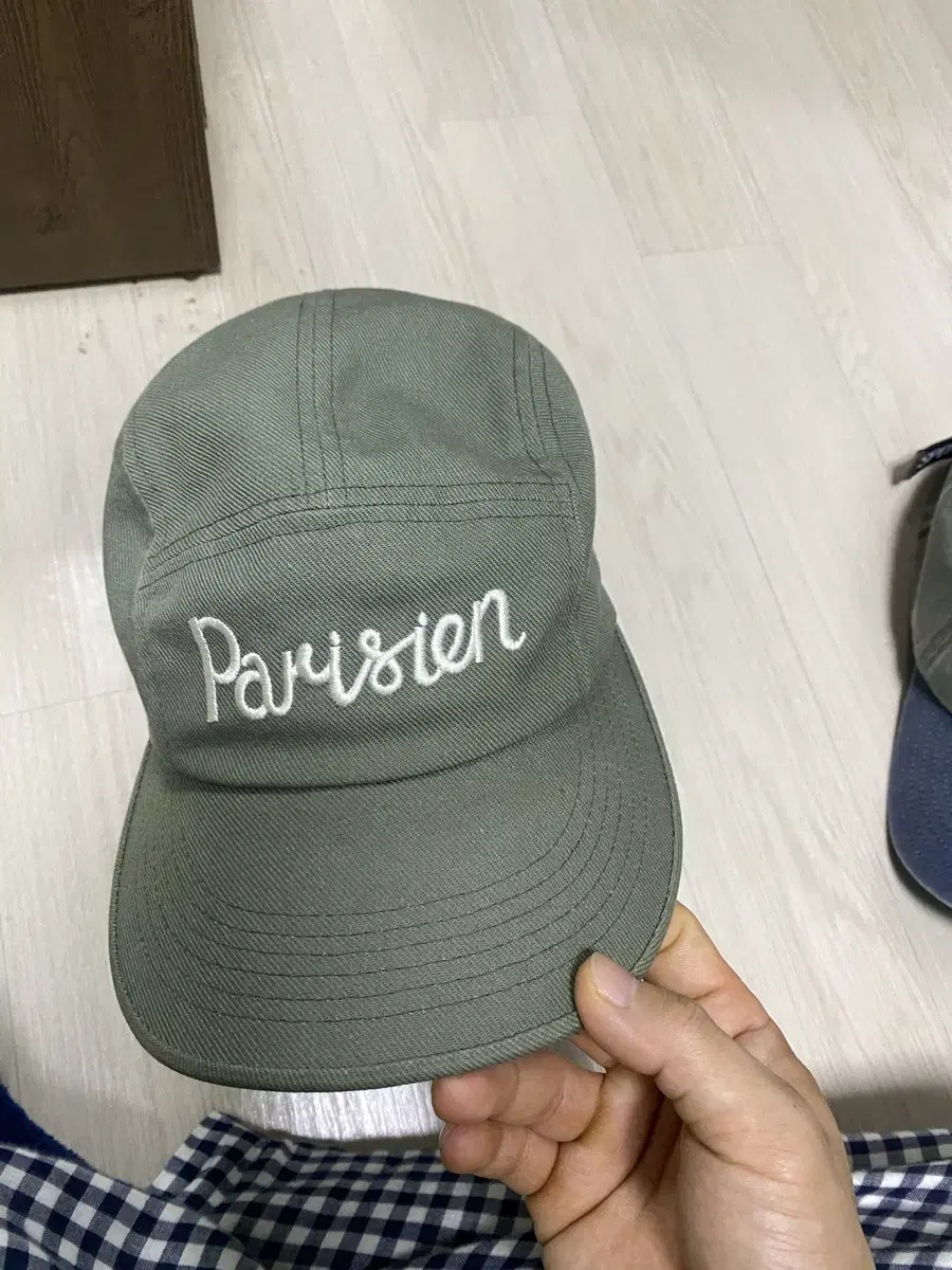 메종키츠네 모자