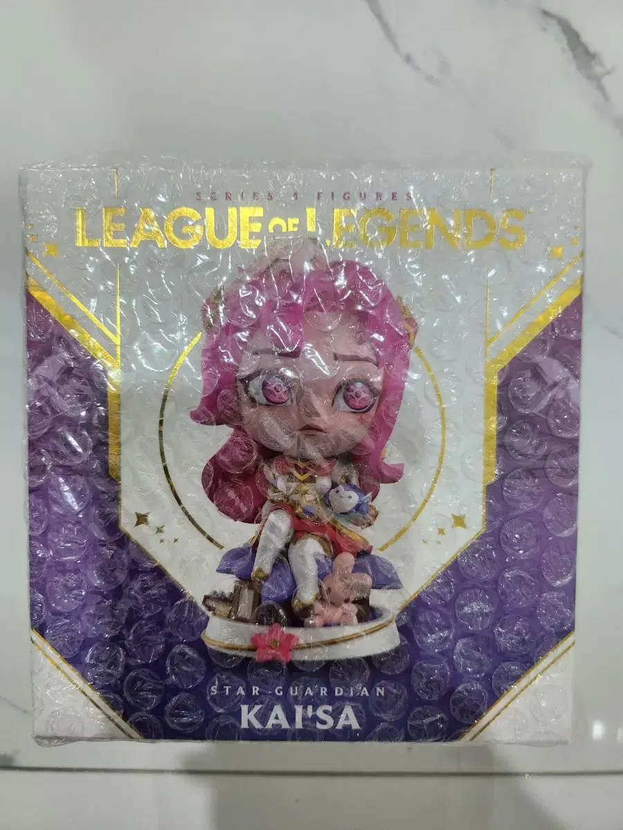 League of Legends Arcade Kai's Figure