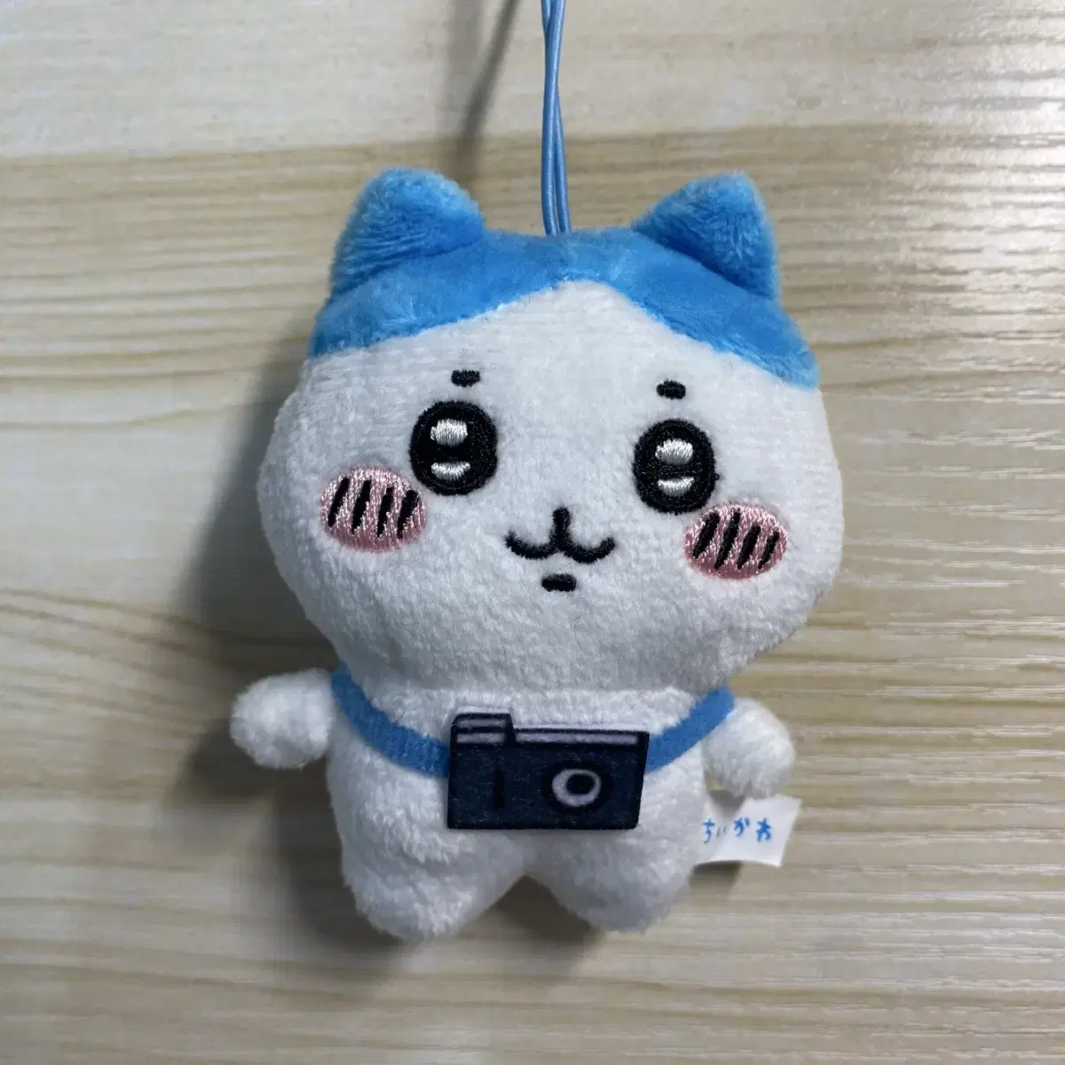 Hachiware Camera Outing Gacha Keyring