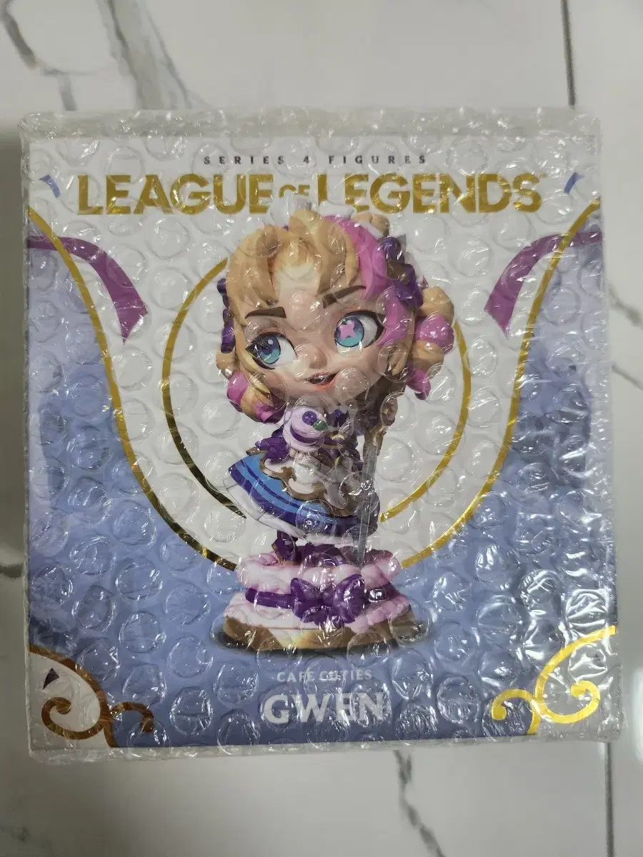 League of Legends Gwen + Chroma figures are for sale.