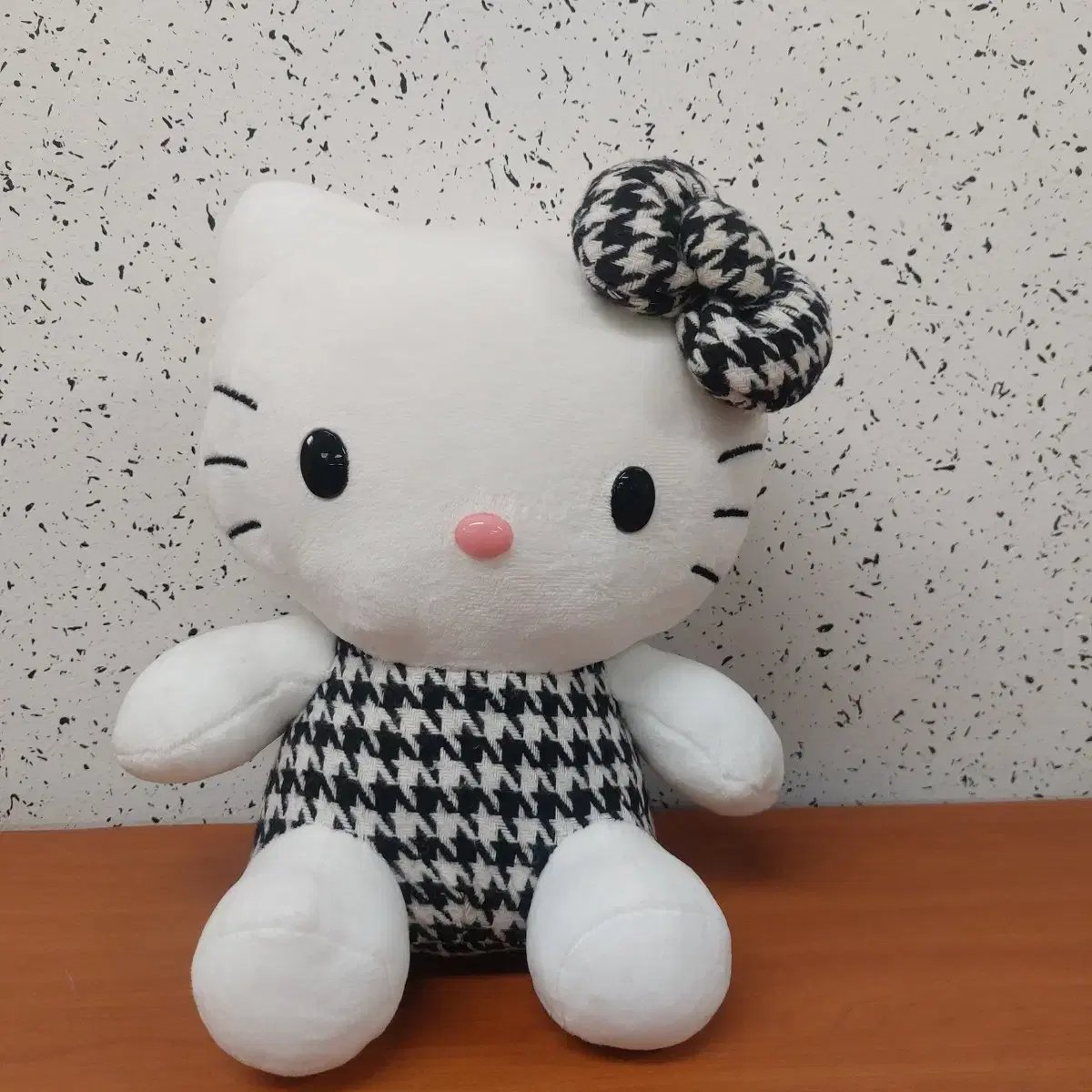 하운드체크 키티 인형(25cm)