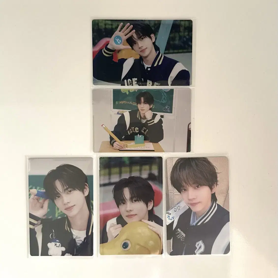 TWS Fanmeeting 42 Club Shin Yu Photocards Transfer on