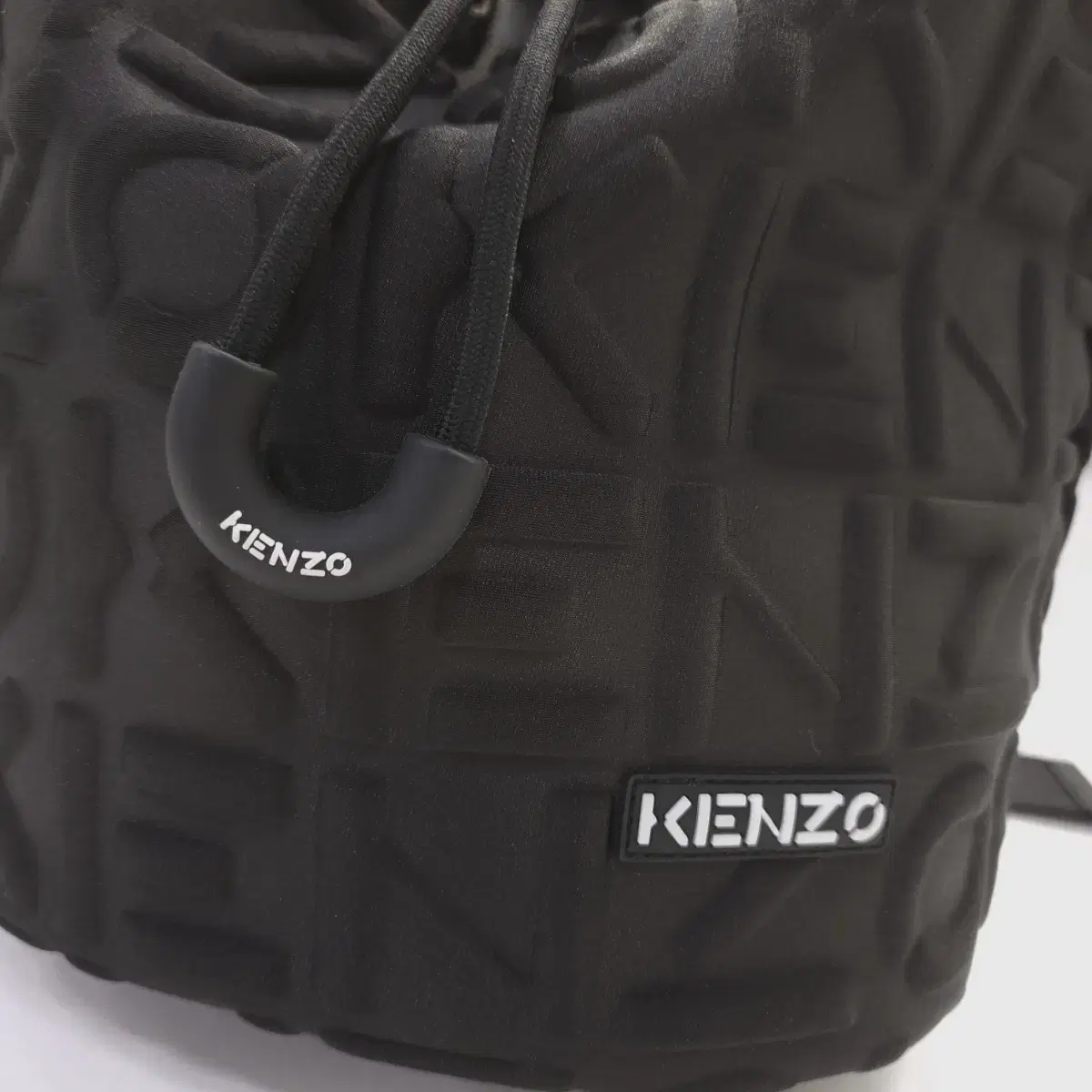 겐조) KENZO 거의새거 로고 엠보 복조리백