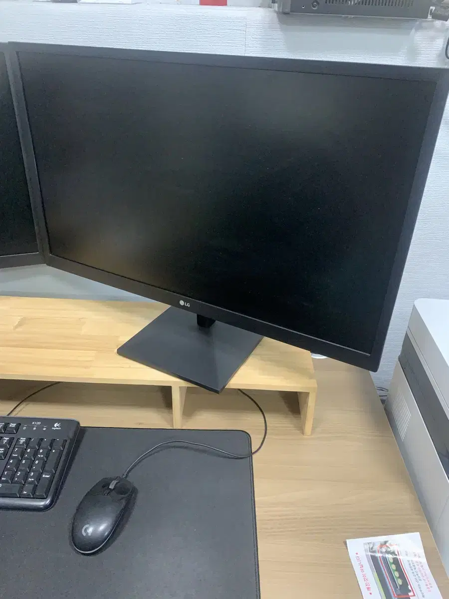 LG 27MK400H 모니터 2대