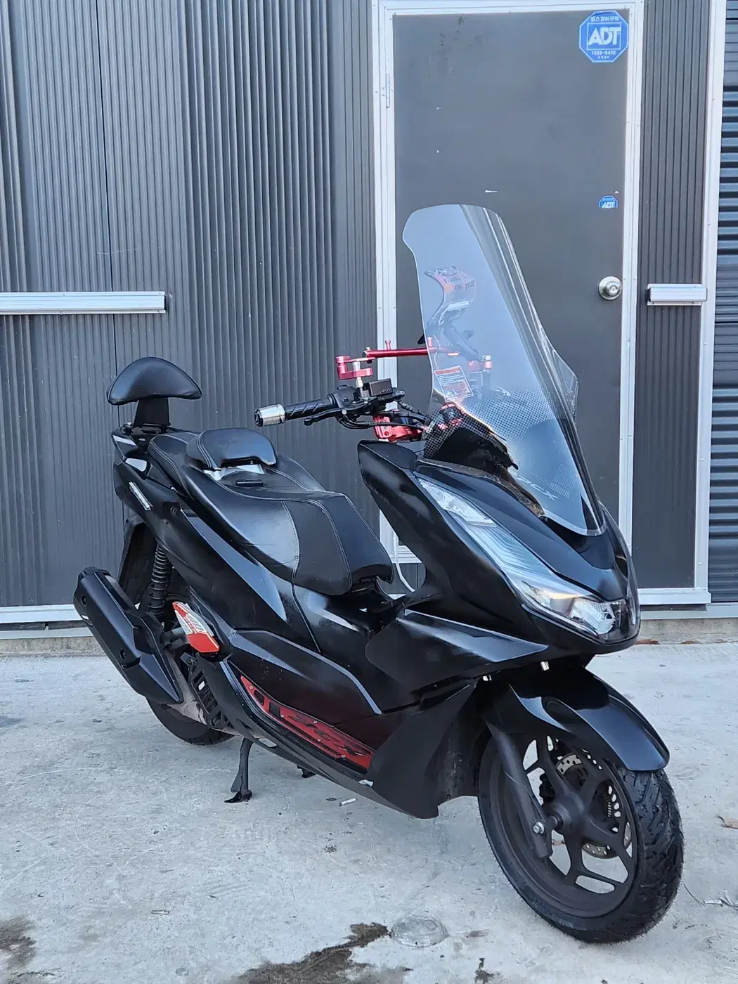 pcx125/21년 4만km 세미튜닝 출퇴근차량 전국 최저가 판매합니다.