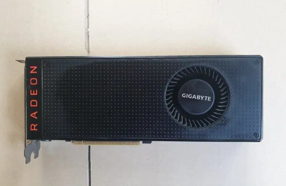 래퍼런스 블로워 베가 VEGA 56 8G 판매합니다.