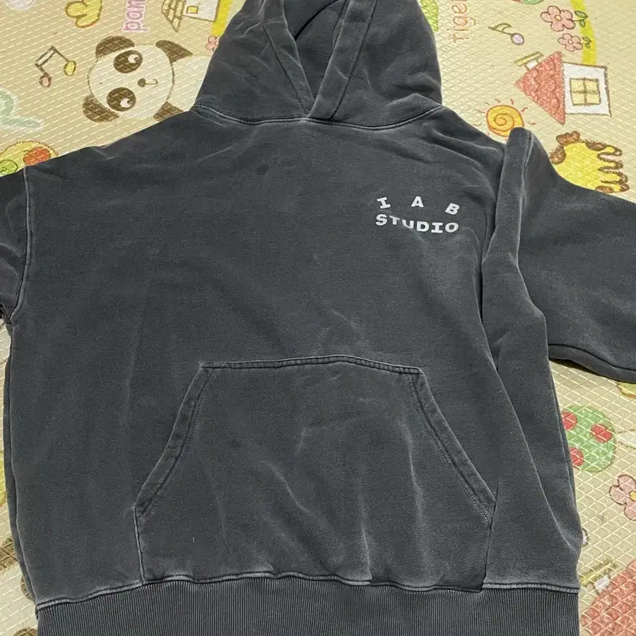 ★大人気★IAB Studio Pigment Sweatshirt IAB STUDIO x Helinox Sweatshirt - Leaf Green – HCC TOKYO