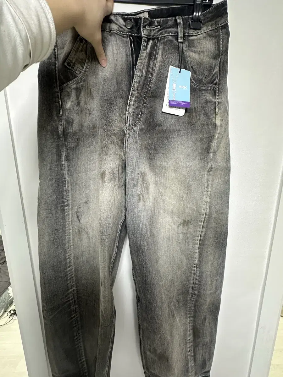 비긴 202 Engineered Denim Pants