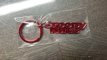 Creepy Nuts 로고 메탈 키홀더