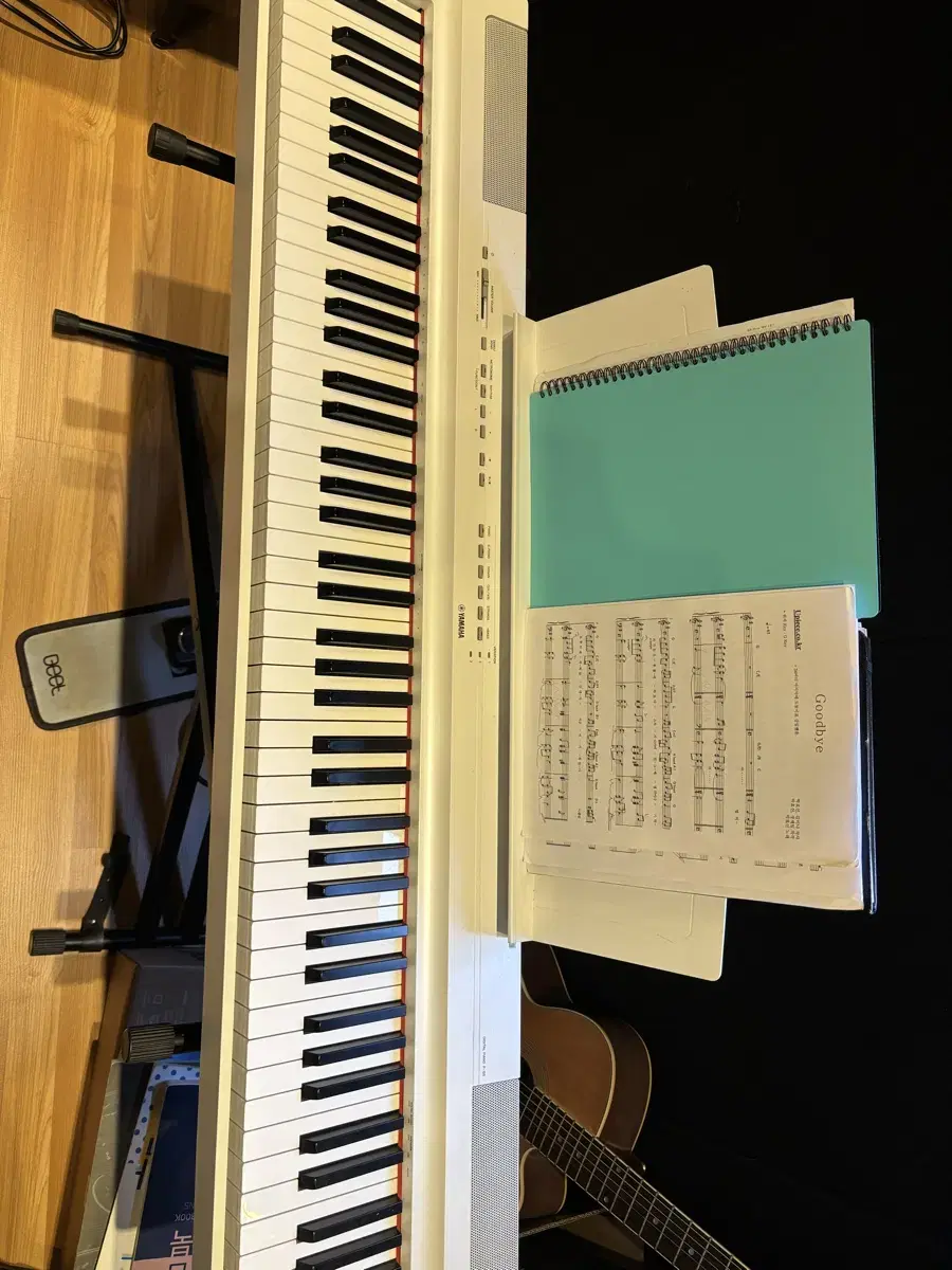 YAMAHA P-125 88건반 화이트 판매합니다