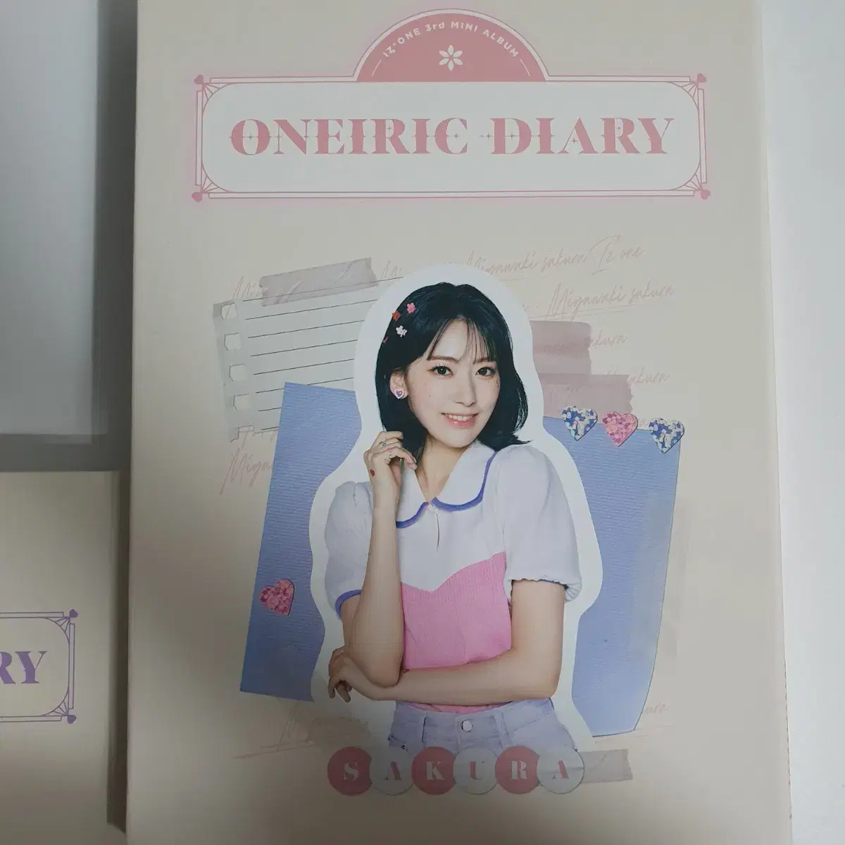 아이즈원 미니 3집 oneiric diary 일기 ver. 사쿠라 슬리브