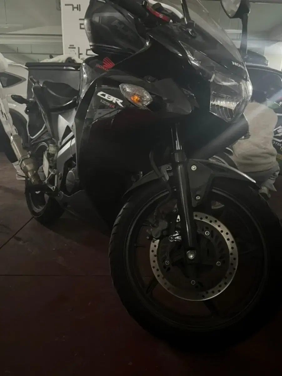 cbr125