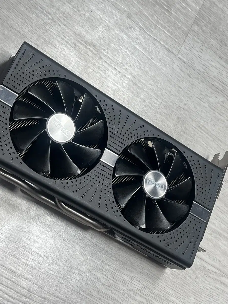 그래픽카드 사파이어 RX 580 5G