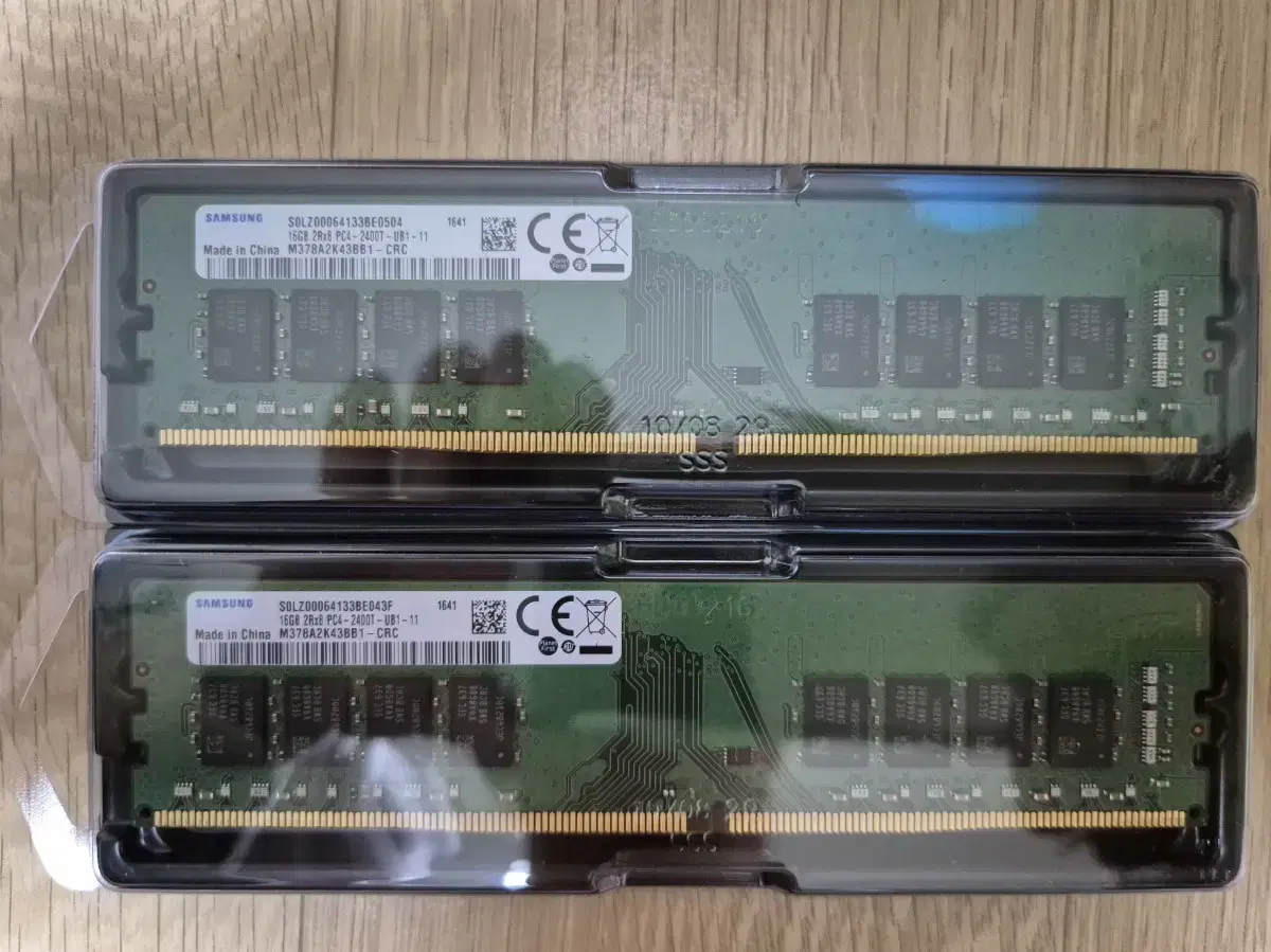 삼성 DDR4 16GX2 32G 팝니다(램케이스)