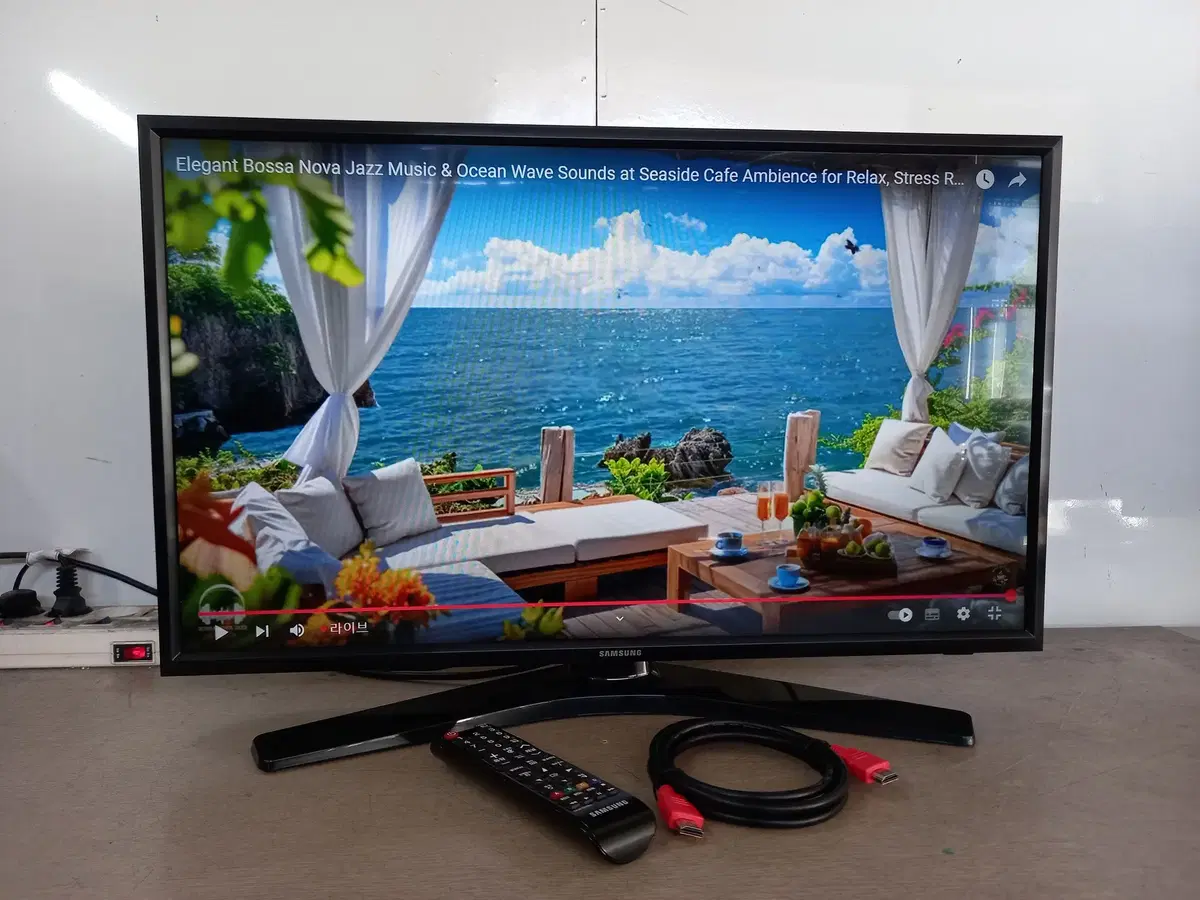 (수원)2019년 구입 삼성 28인치 LED TV 팝니다 /내장스피커