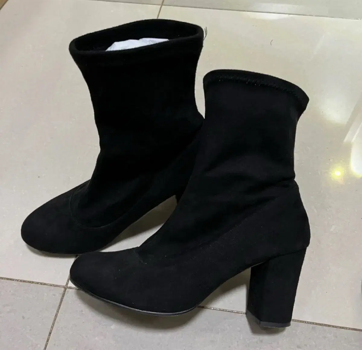 Black suede boots 240