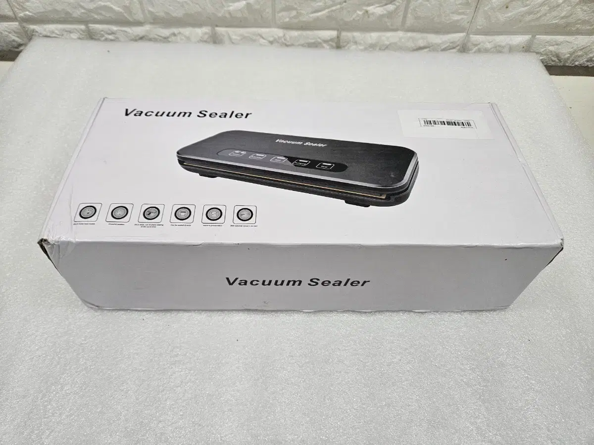 Vacuum Sealer 진공 포장기 입니다