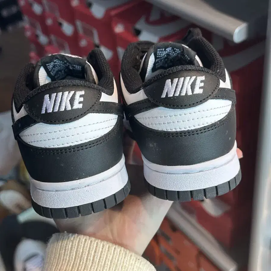 정품 저가 나이키(Nike) Dunk Retro "Black" 블랙 앤