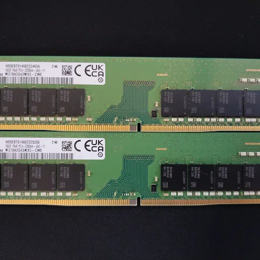 컴퓨터 메모리삼성 DDR4 32GB PC 3200AA(16GB두개)