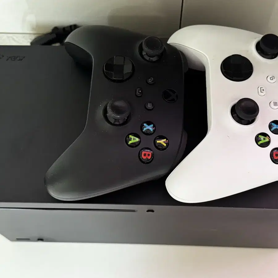 엑시엑 Xbox Series X + 컨트롤러 2개