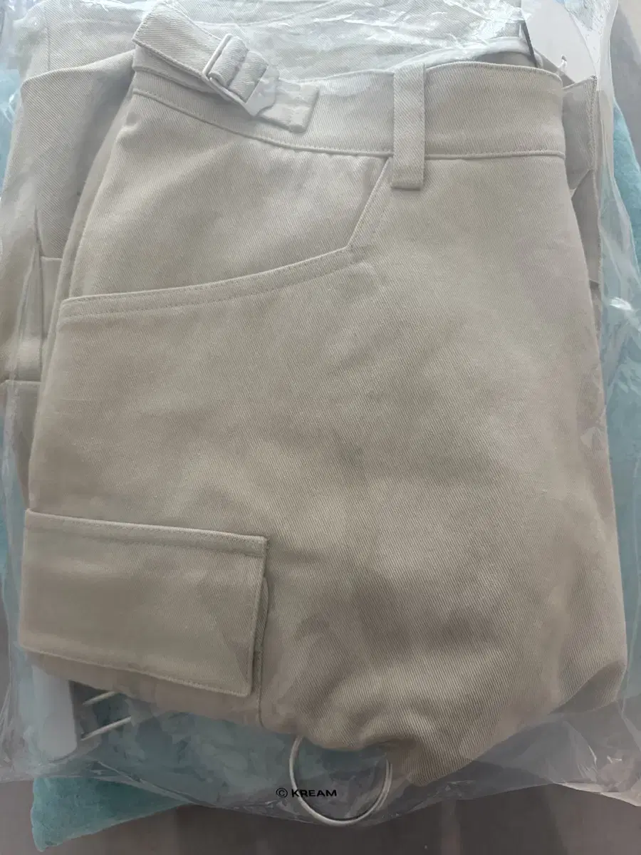 Non-node side cargo shorts beige 3 sizes