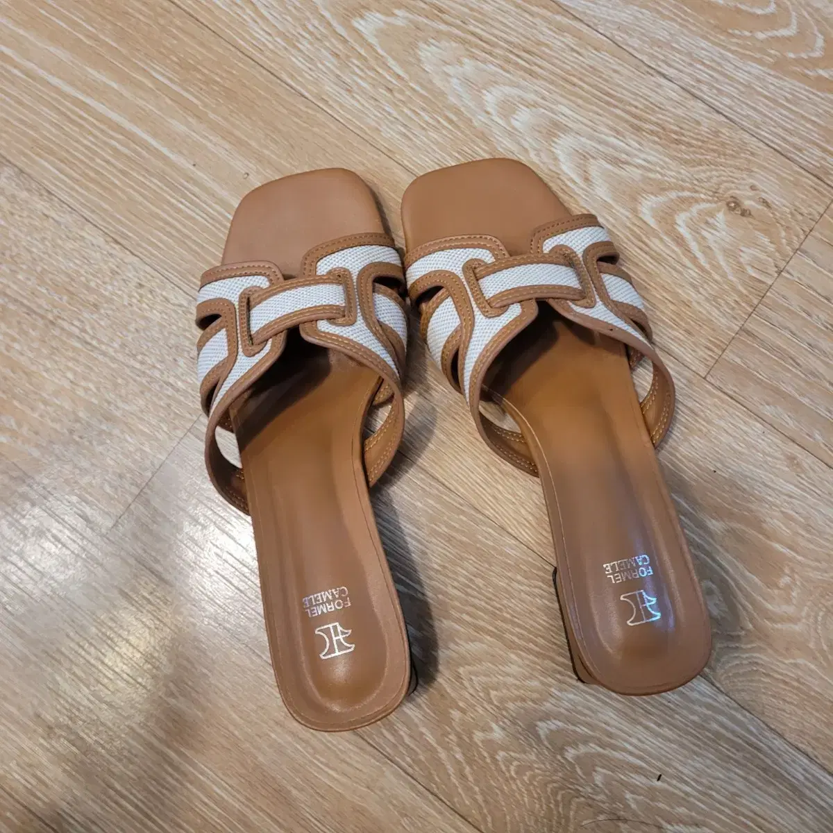 새거))포멜카멜레 브라운 샌들 250