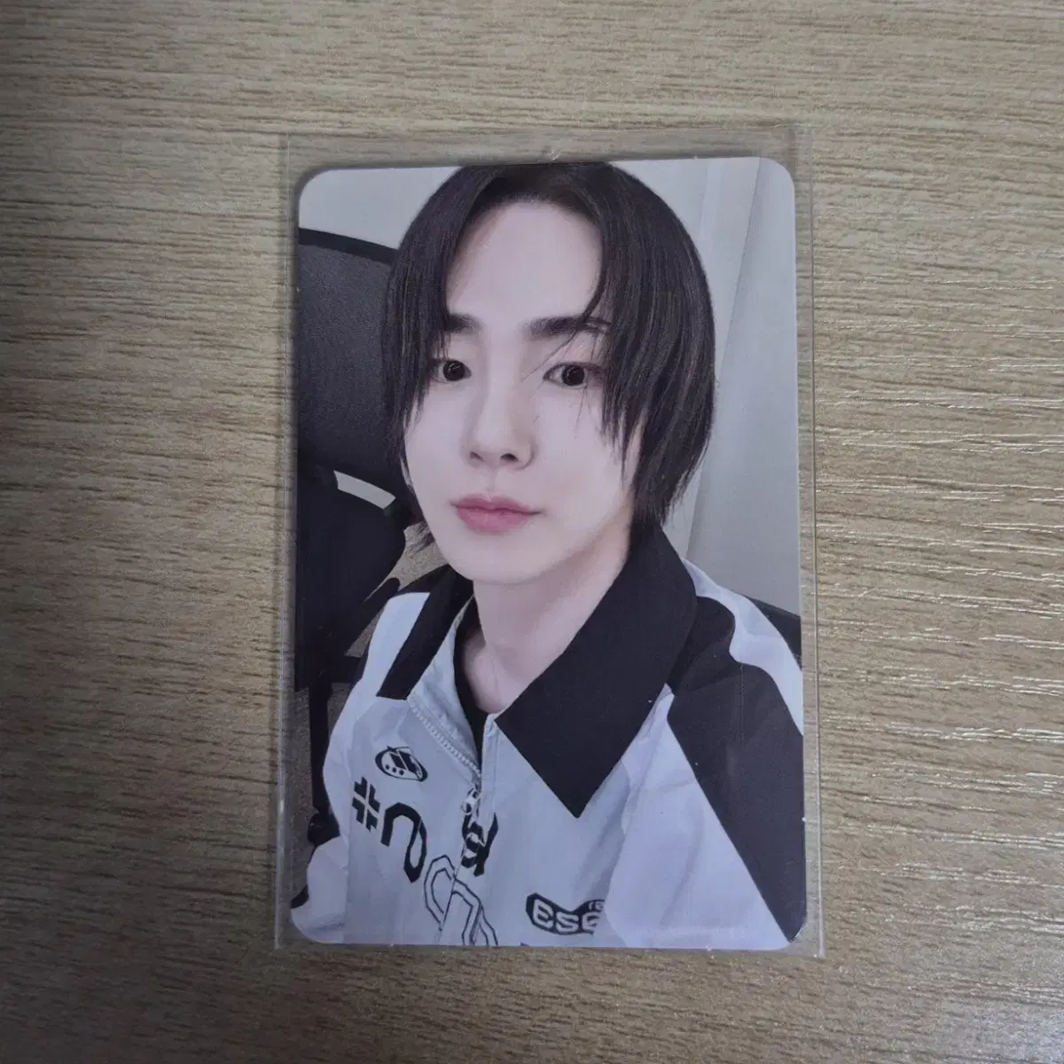 샤이니 키 키랜드 온앤온샵 엠디 바람막이 포카 온유진기종현키기범민호태민