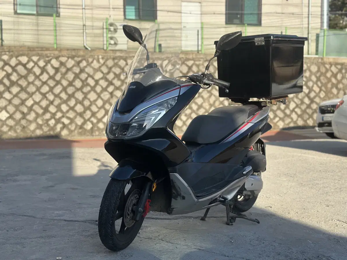 2018년식 pcx125 판매합니다