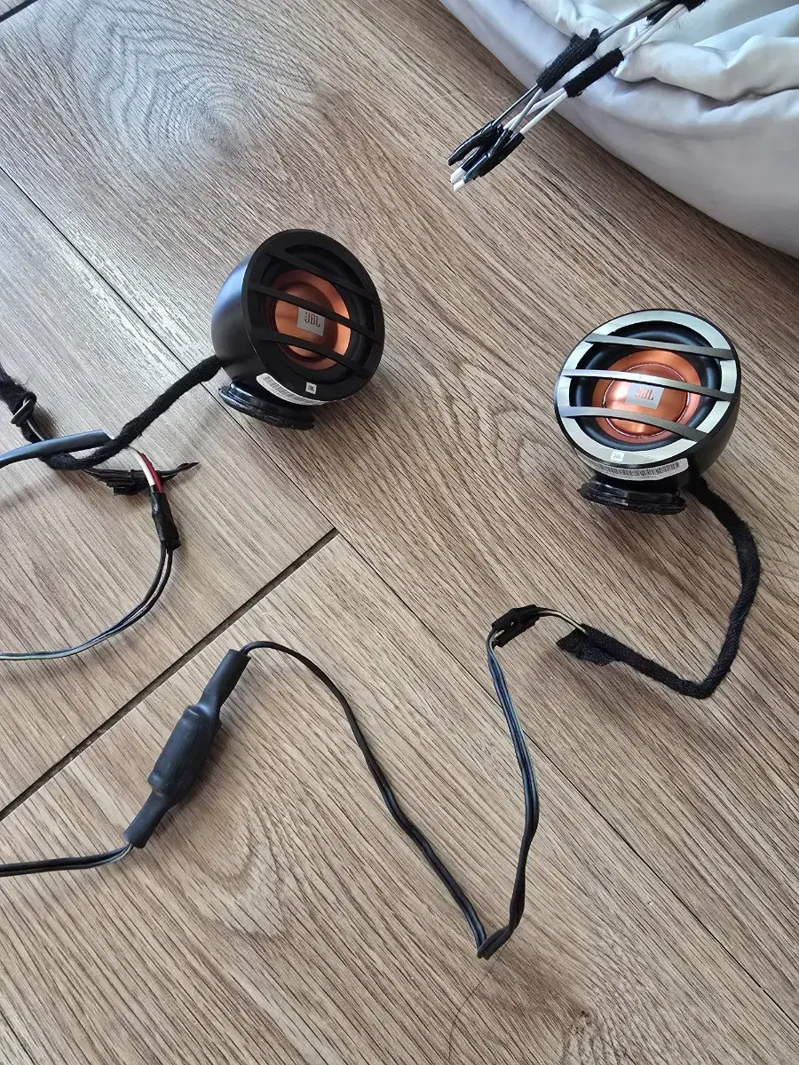 미드레인지 JBL GTO 25F