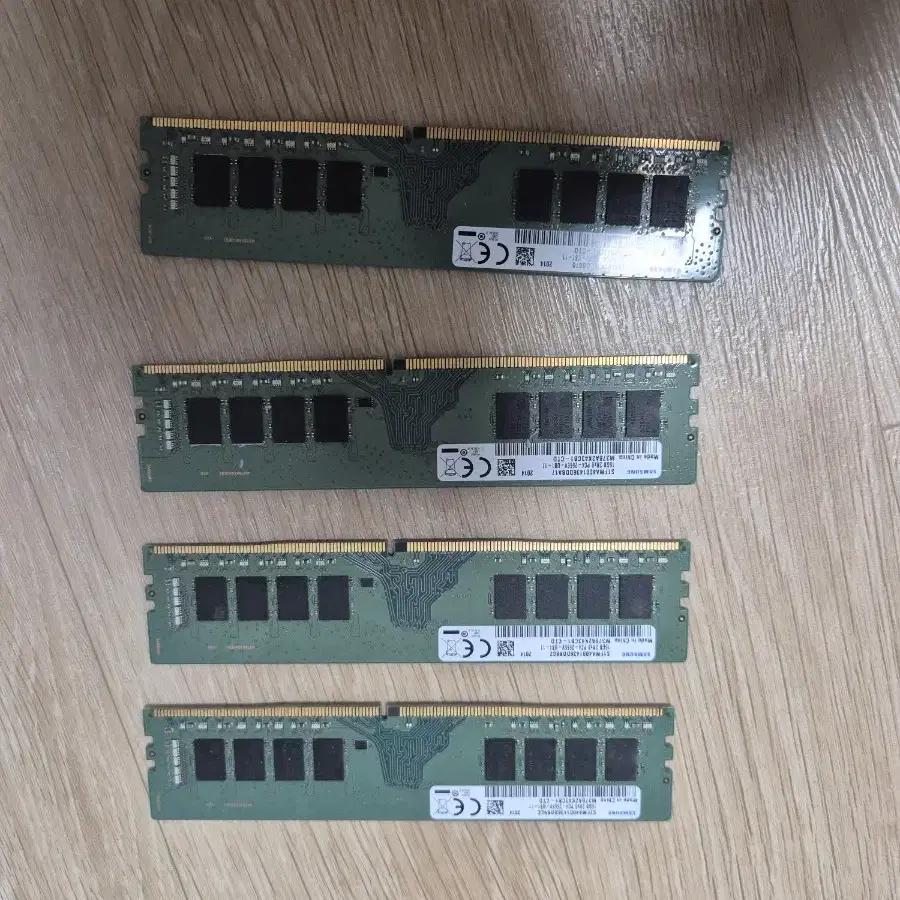 ddr4 랩 16g 4개 팝니다(낱개 가능,한개남음)