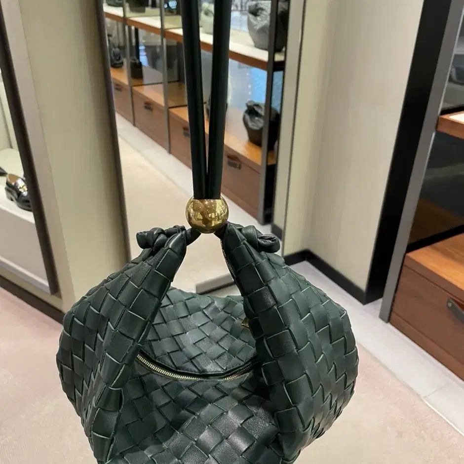 Bottega veneta