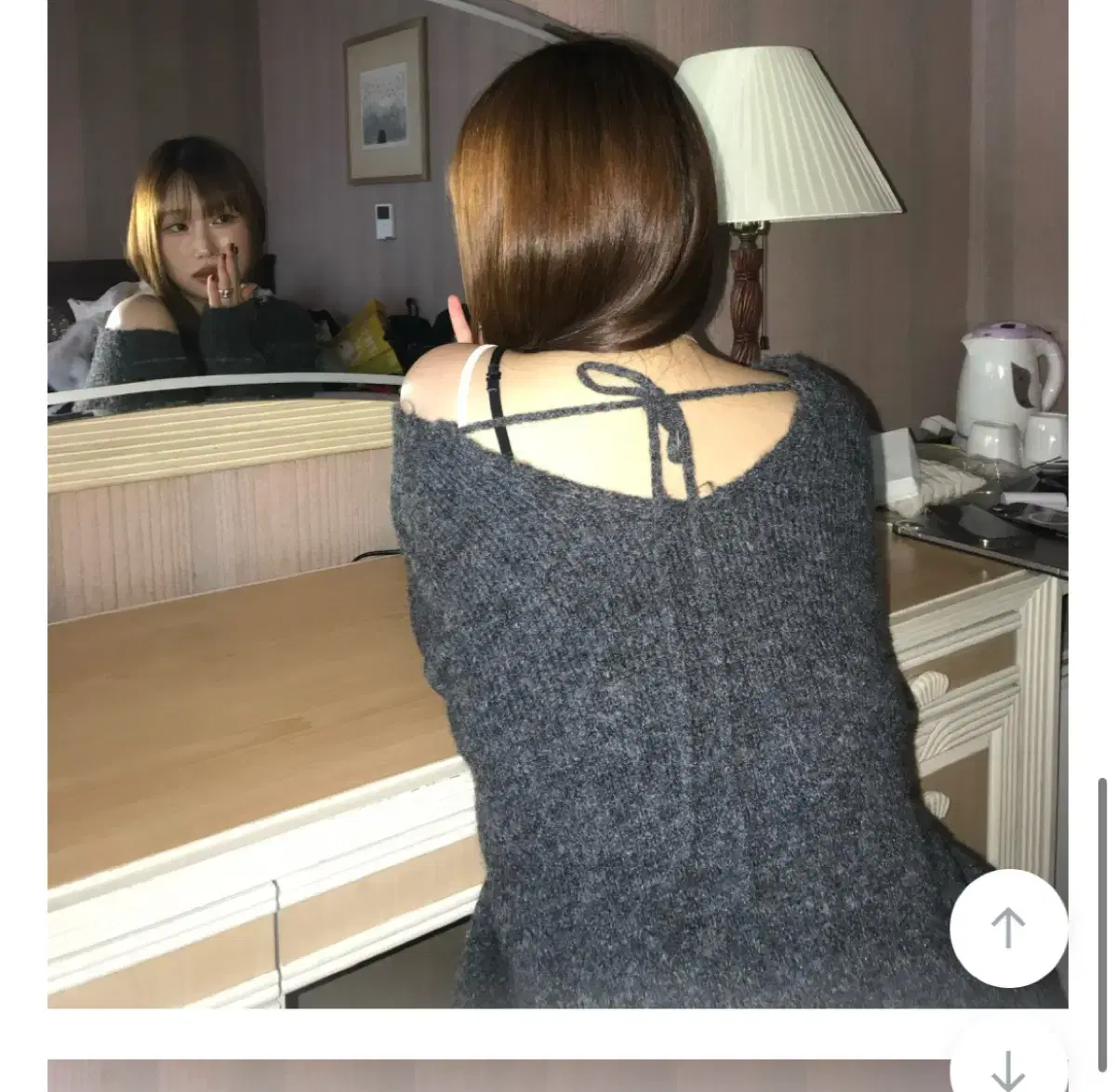 히어비포 백 스트랩 니트 차콜 back strap knit