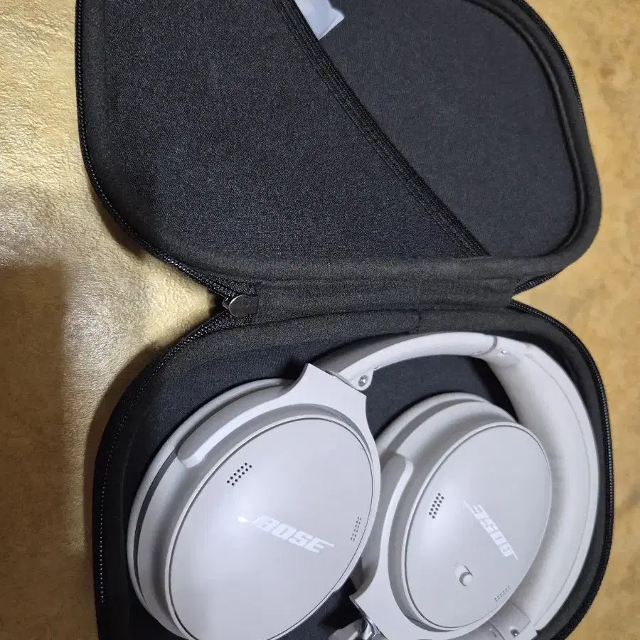 보스 QC / BOSE QC 헤드폰 판매합니다.