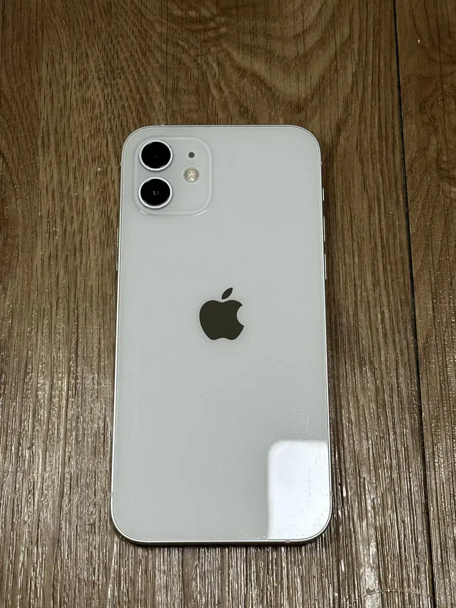 iPhone 12 128g (White)