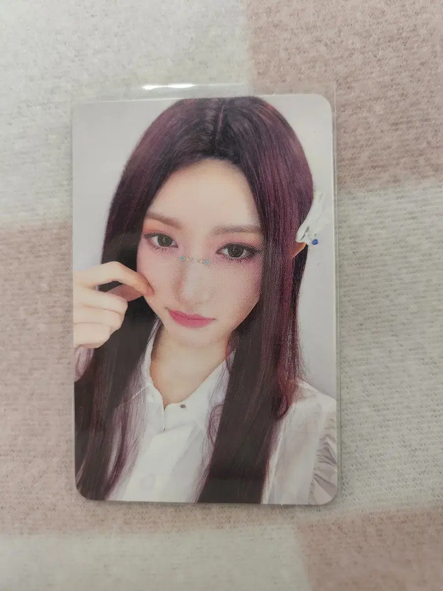 ive leeseo Switch Photo Card